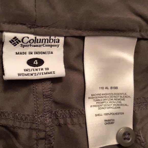 Columbia Omni Shade Taupe Capri hiking pants, size 4 - Picture 3 of 10
